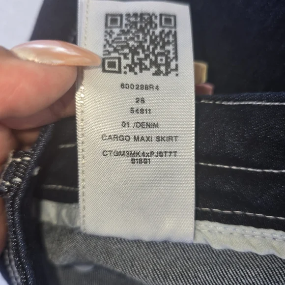 True Religion Black Denim Contrast Stitch Maxi Skirt | Cargo Pocket | Size 27 - Picture 14 of 14